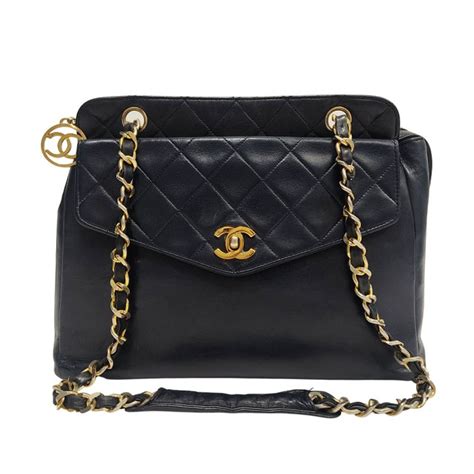 borsa chanel a spalla in pelle|moda chanel borse.